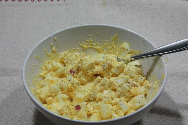 Egg Salad with Onions