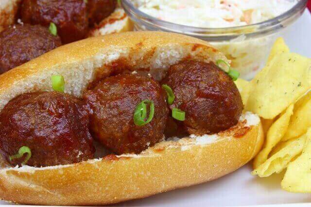 Cranberry and Chili Sauce Meatballs Sandwich